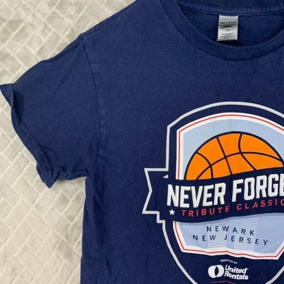 Men Small T Shirt Navy Blue Newark NJ Never Forget Basketball Short Sleeve - Picture 2 of 16